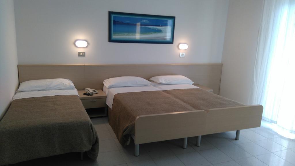 Hotel Monti Rimini Dış mekan fotoğraf