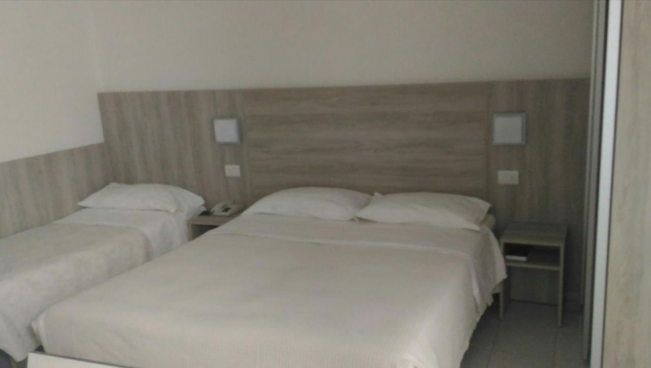 Hotel Monti Rimini Dış mekan fotoğraf